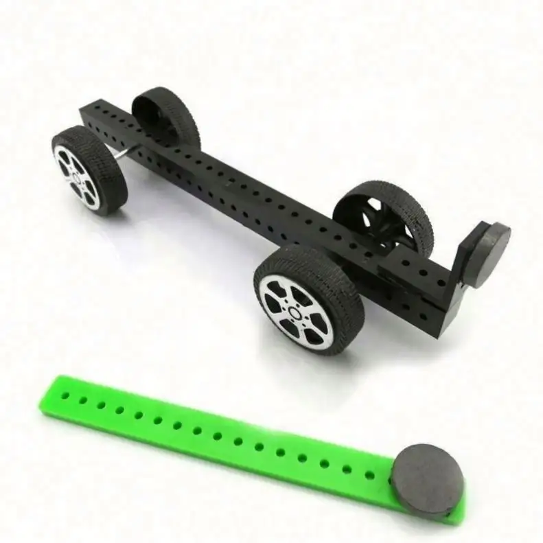 DIY magnetic force assembly toy car