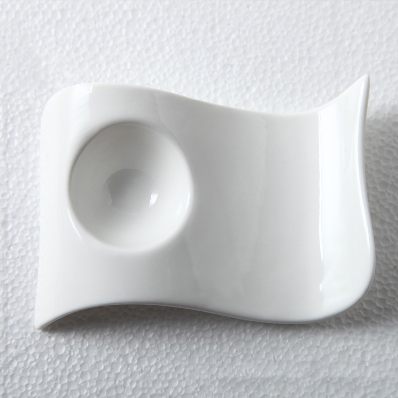 Coupe d'oeufs ondulée