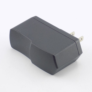 微型USB充电器5V 0.5A 1A 2A 3A壁式充电器交流至DC充电电源适配器电源100V-240V输出，用于发光二极管条形灯