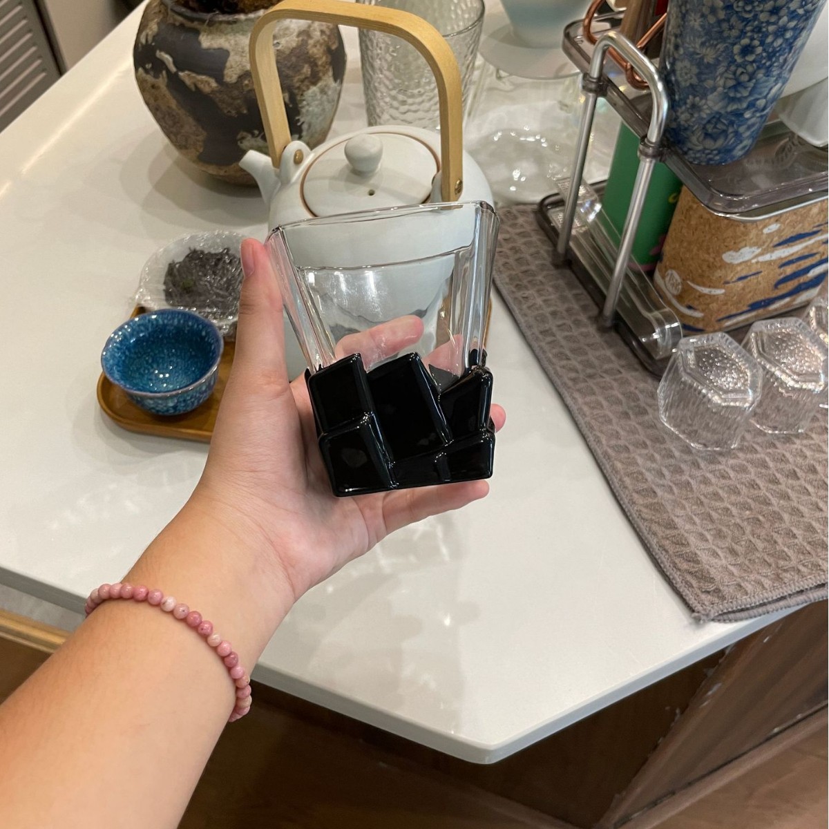 New black ice cubes