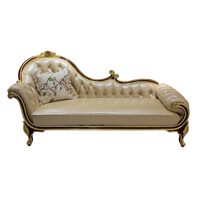 La chaise longue está orientada hacia la derecha (1,8 m).