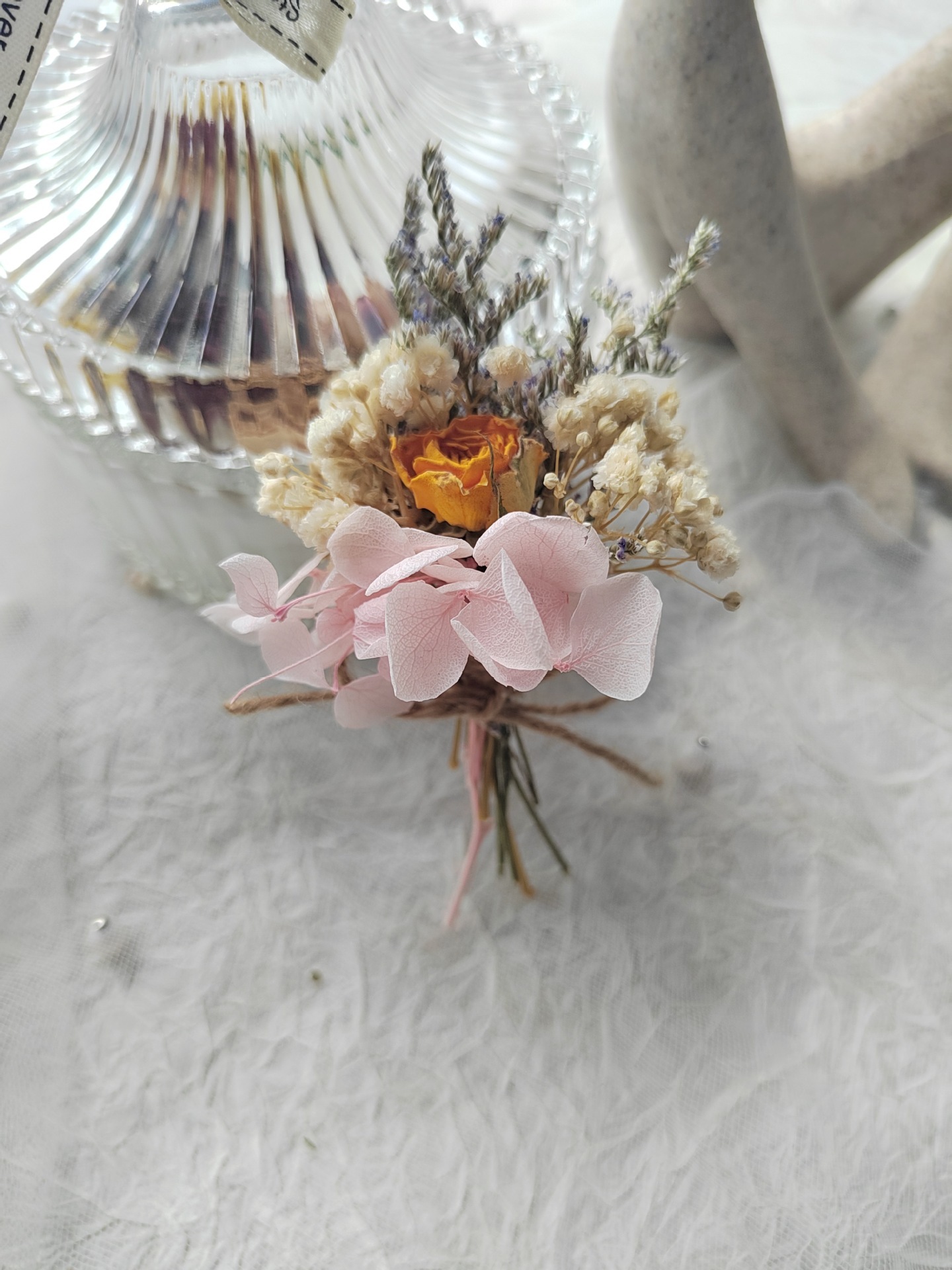 Yellow rose pink hydrangea
