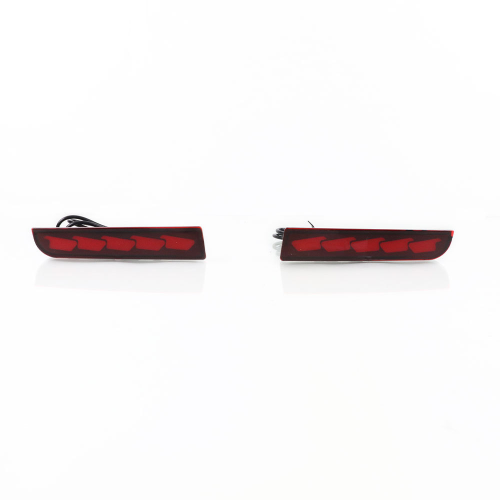 Lentille rouge, lumière rouge 10-0003