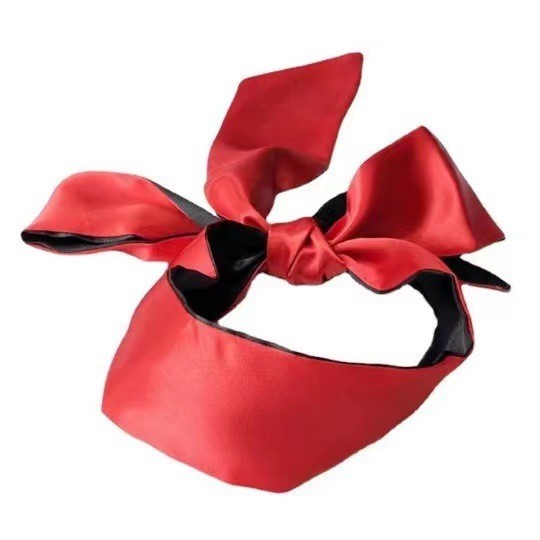 Rouge avec du noir