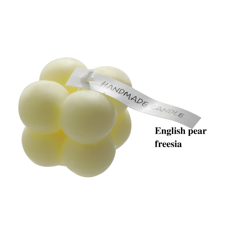 amarillo claro (fresia de pera inglesa)