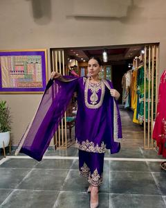 Parti giyim tamamen dikişli elbise takım elbise ile güzel dizisi kodlama çalışma üst pantolon Dupatta <span class=keywords><strong>Set</strong></span> zarif mor renk Chinon elbise - Product Image 2