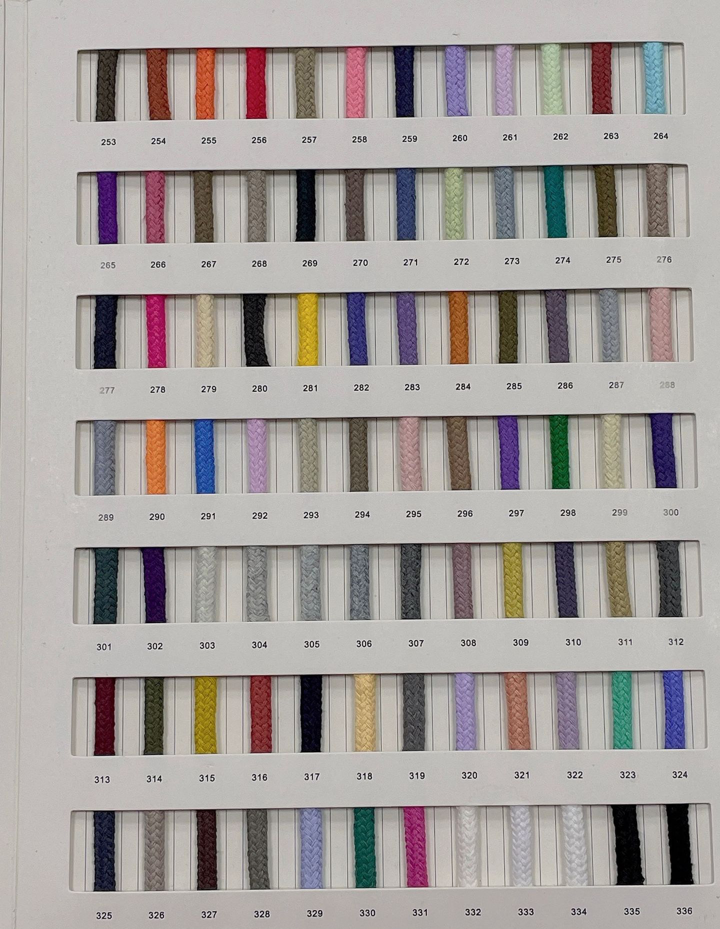 120 unidades de cada color y cada longitud