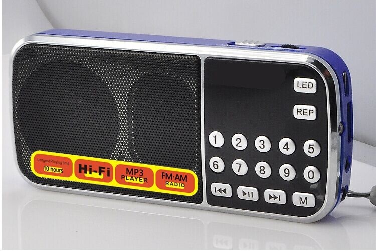 Noir + juste une radio