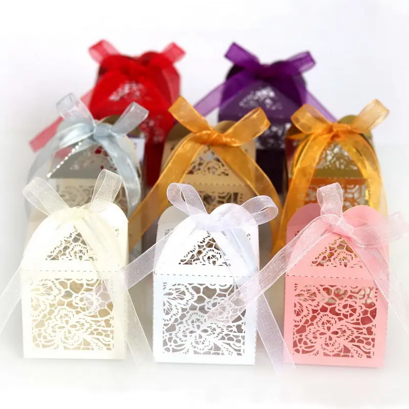 Flores de corte láser dulce caja de embalaje de papel de Chocolate dulces de boda caja de dulce