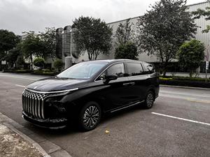 DONGFENG FORTHING V9 <strong>China's</strong> Luxury New Energy Flagship MPV Petrol Electric Hybrid Van Newly Launched by FORTHING 2025 2025 - Product Image 6