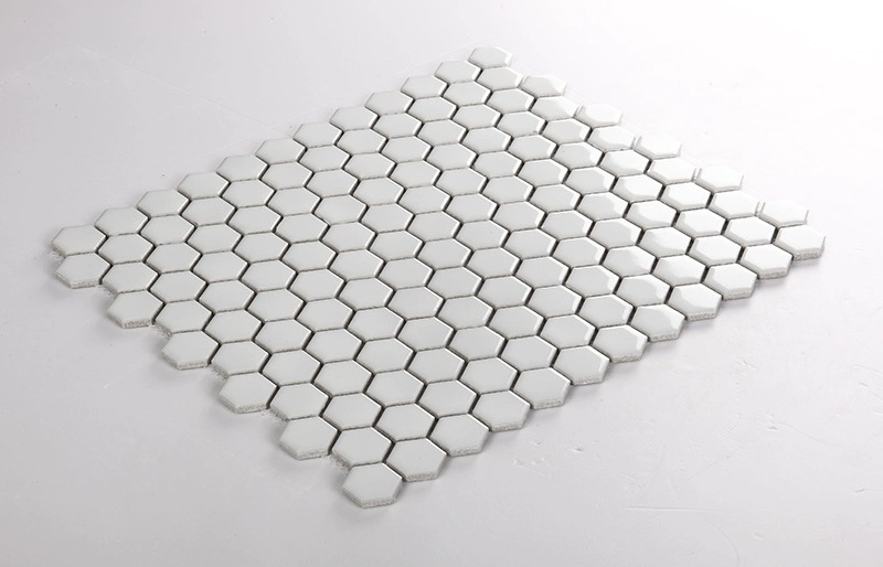 07 White small hexagonal lamp, per square meter13Each