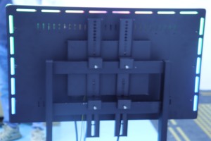 23,6 32 43 pulgadas Fusion 5 en 1 Monitor capacitivo Led Vertical juego de habilidad quiosco máquina expendedora Monitor de pantalla táctil - Product Image 6