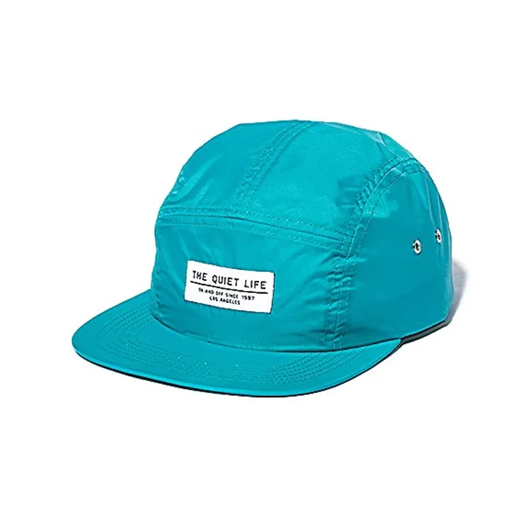 Gorra de campamento de 5 paneles impermeable de nailon sin estructura con logotipo personalizado en blanco de primera calidad