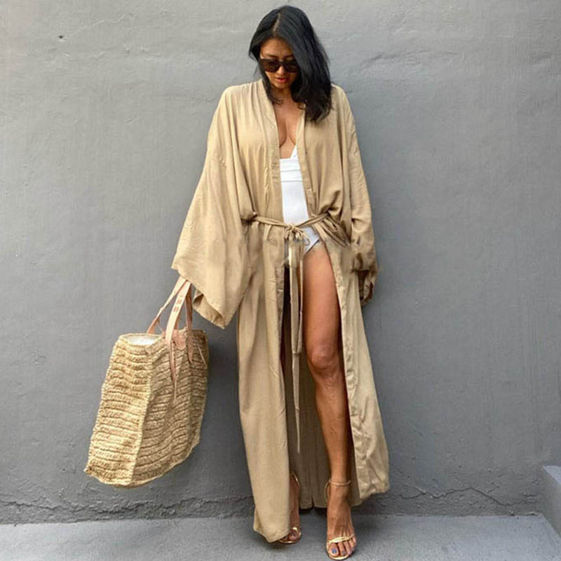 Apricot color