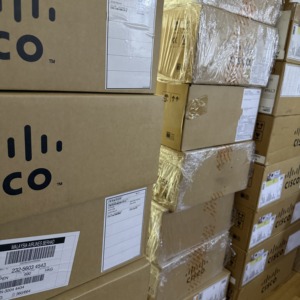Cis Co C9300-24S-A 24ポート1G SFPネットワークスイッチ10/40Gオプションアップリンクネットワーク利点スイッチ