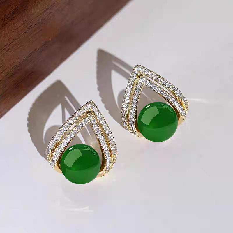 สีเขียว