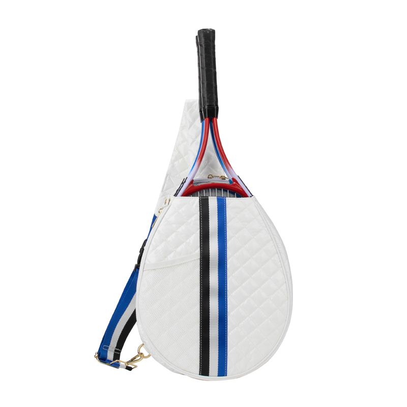 Tennis blanc