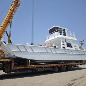 Twelve Meters 40 Feet Landing Work <strong>Vessel</strong> for Bulk and Liquid Cargo Boarding and Transport Ship for Inland Navigation - Product Image 1