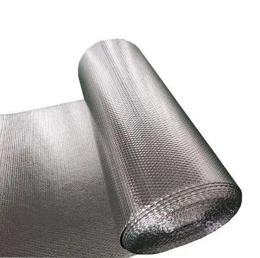 Los paneles de aislamiento de papel de aluminio espumado Xpe al por mayor de fábrica se utilizan para aislar los techos del sótano