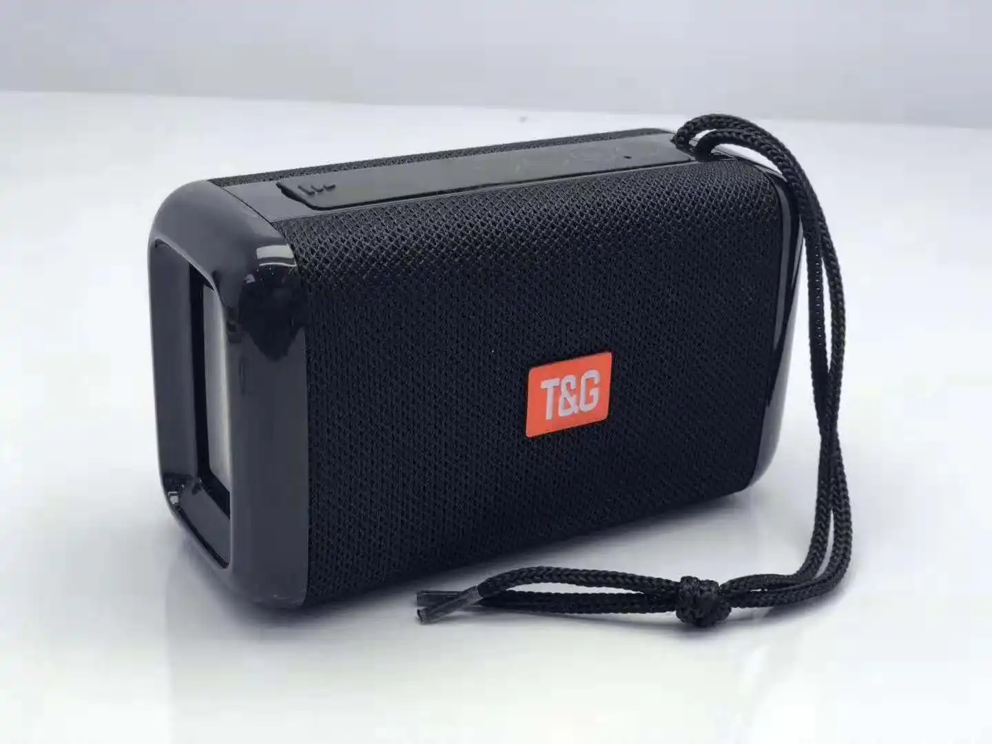 TG-163 กล่องเสียงลําโพงไร้สายขนาดเล็กพร้อมสาย Bluetooth TF USB FM AUX
