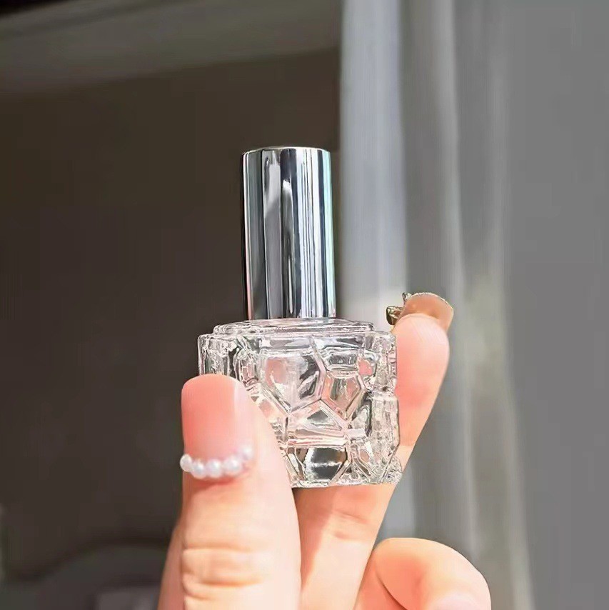 transparent+silver cap