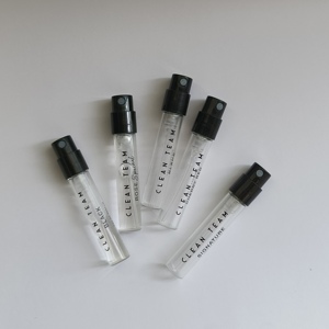 批发1.5毫升2毫升3毫升5毫升私人定制标志空玻璃样品香水瓶 - Product Image 2