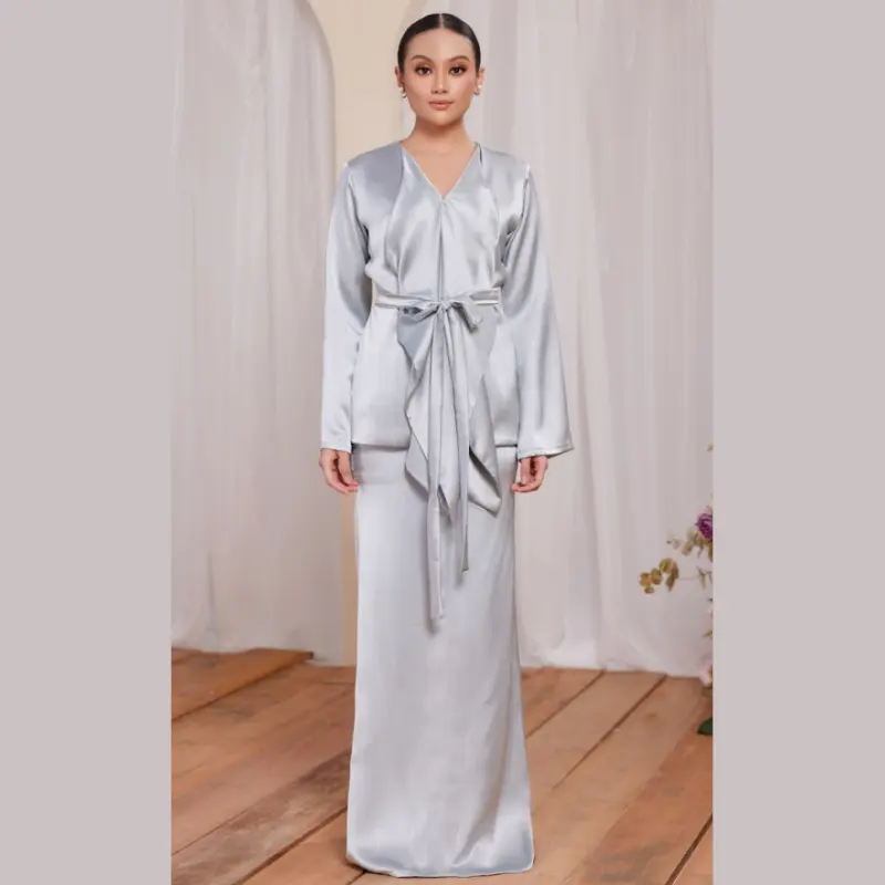 SIPO Eid Fabricant OEM Vêtements Musulmans pour Femmes Mode Personnalisée Kebaya Crêpe Impression Numérique Baju Kurung Jupe Sirène Baju Kurung