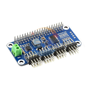 <span class=keywords><strong>Raspberry</strong></span> <span class=keywords><strong>Pi</strong></span> 4B 16-channel <span class=keywords><strong>Servo</strong></span> Driver Board PWM modulo di controllo interfaccia I2C curva fila di perni