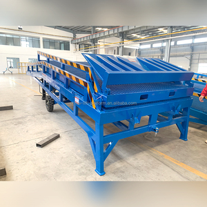 High Quality Movable <strong>Unloading</strong> Platform <strong>Load</strong> <strong>Dock</strong> Ramp Boarding Bridge Movable <strong>Dock</strong> <strong>Leveler</strong> - Product Image 3