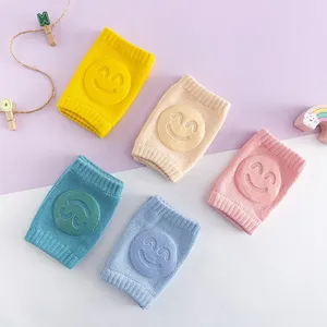 Calcetines informales de verano para bebés con diseño de cara sonriente Protectores de codo y rodilla para niños para aprender a caminar y gatear - Product Image 4