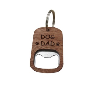 Abridor de botellas de cerveza de madera personalizado de fábrica para Barra de boda sacacorchos regalo de fiesta promoción publicidad abridor de mango de madera llavero