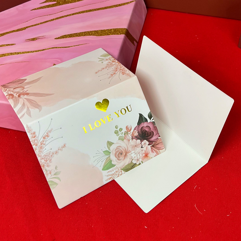 Medium-sized champagne rose love