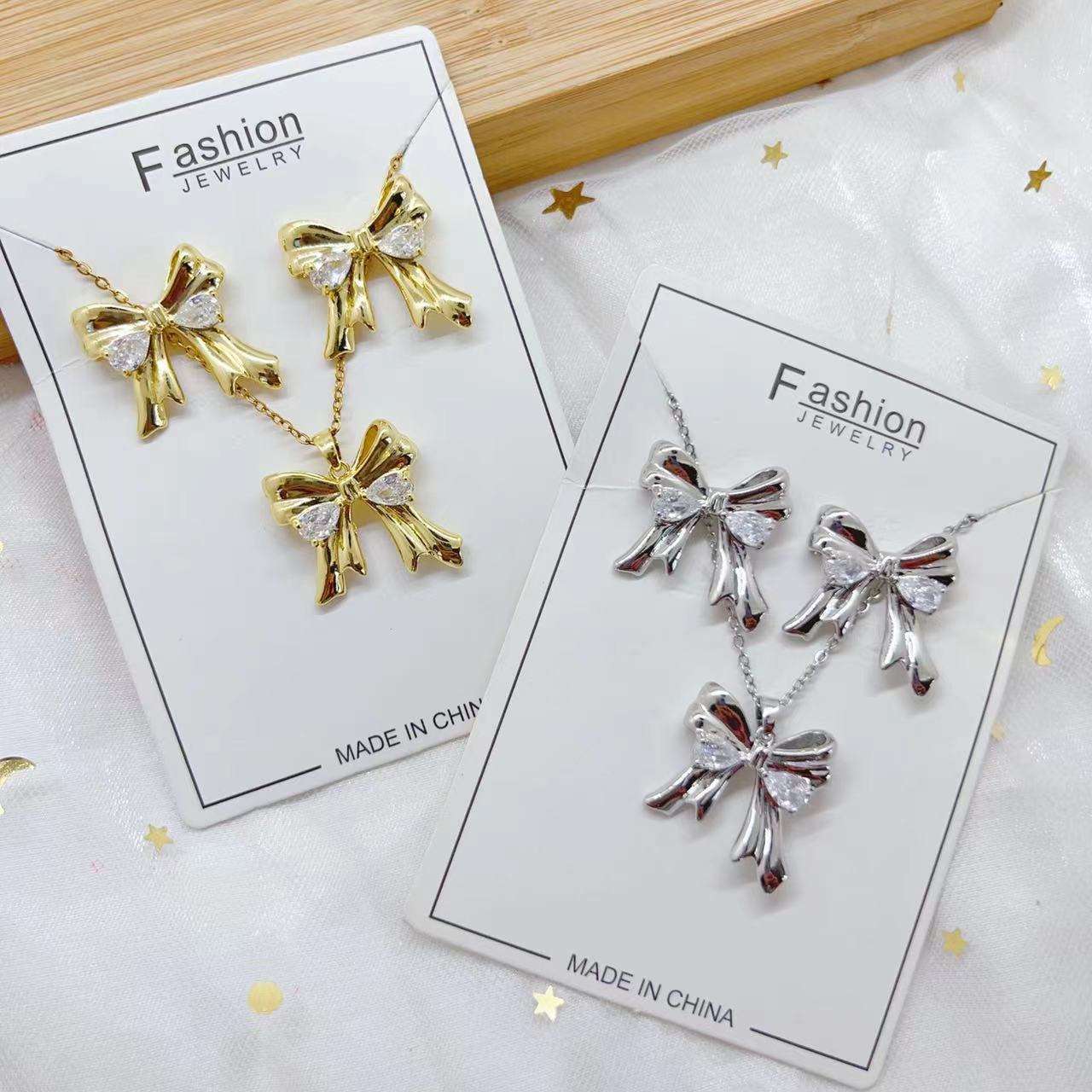 ตามที่แสดง