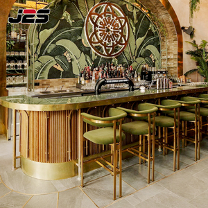 J2S Luxe Barmeubelset met gestoffeerde metalen barkrukken, hoge bartafels en cocktailzitplaatsen voor horeca-projecten - Product Image 1