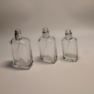 Mỹ Phẩm Tùy Chỉnh Màu Sắc Tùy Chỉnh Logo <span class=keywords><strong>2025</strong></span> Thiết Kế OEM 20Ml 35Ml Sang Trọng Phun Atomizer Thủy Tinh Rỗng Chai Nước Hoa Với Nắp Màu Đen - Product Image 5