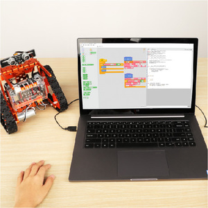 Engellerden kaçınma ve çizgi ile eğitim ve akıllı araba için 6-in-1 Robot kiti çizik programlamayı destekliyor