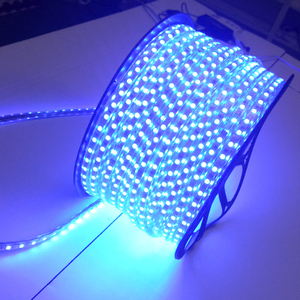 110Vまたは220V RGB5050色変更LEDストリップライト (リモコン付き) - Product Image 5