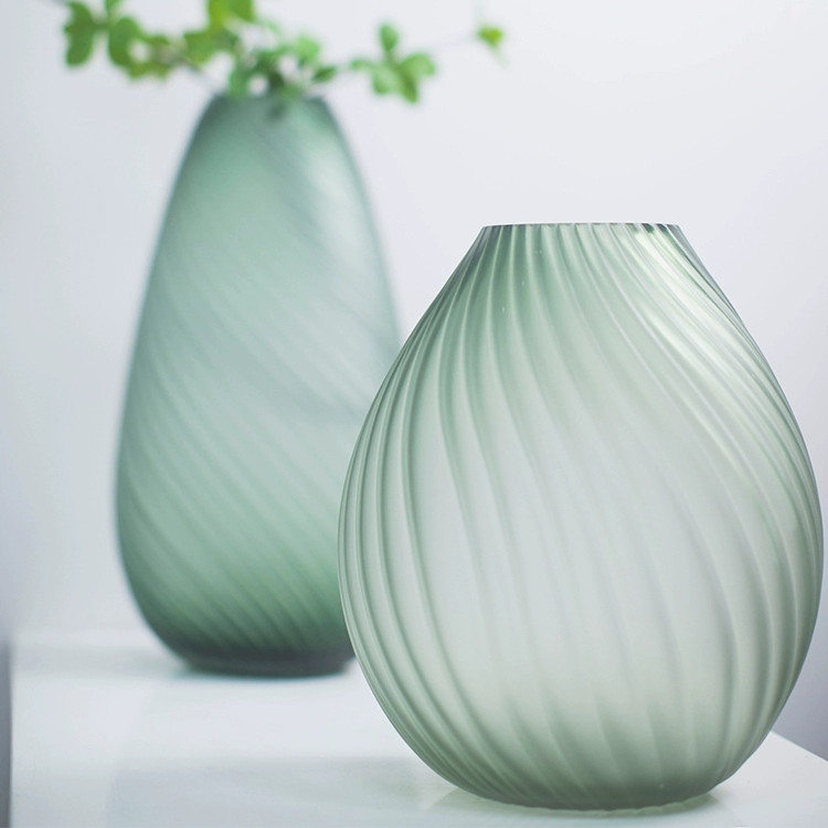 Factory Produced Wholesale Glass Luxury Vase Glass