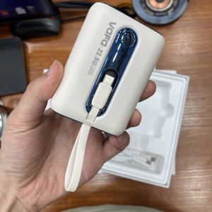 VaFa VY-02ミニ10000mAhパワーバンク内蔵デュアルケーブルデジタルディスプレイと高速充電サポート