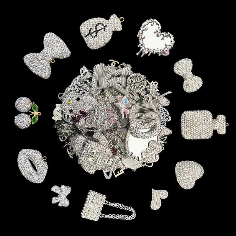 100 pezzi di ciondoli di lusso misti in argento (20L+50M+30S)