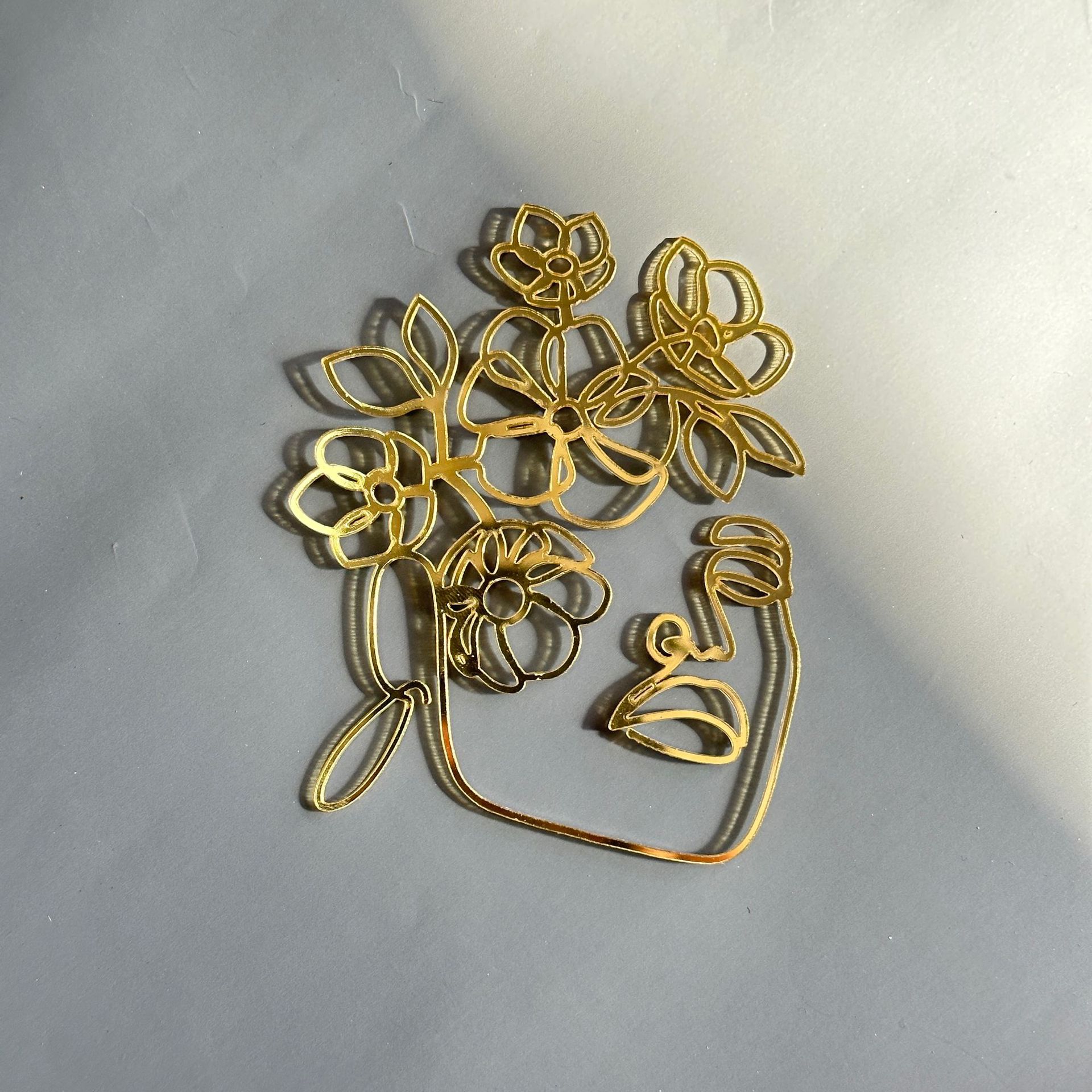 Small size gold 6