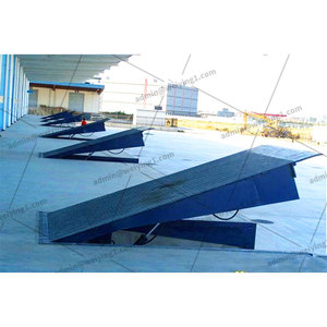 10T <strong>Fixed</strong> Boarding Bridge Electro-hydraulic <strong>Loading</strong> and Unloading <strong>Platform</strong> Container Forklift Slope Crossing Bridge - Product Image 3