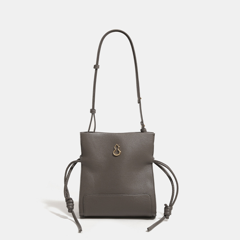 Gris S