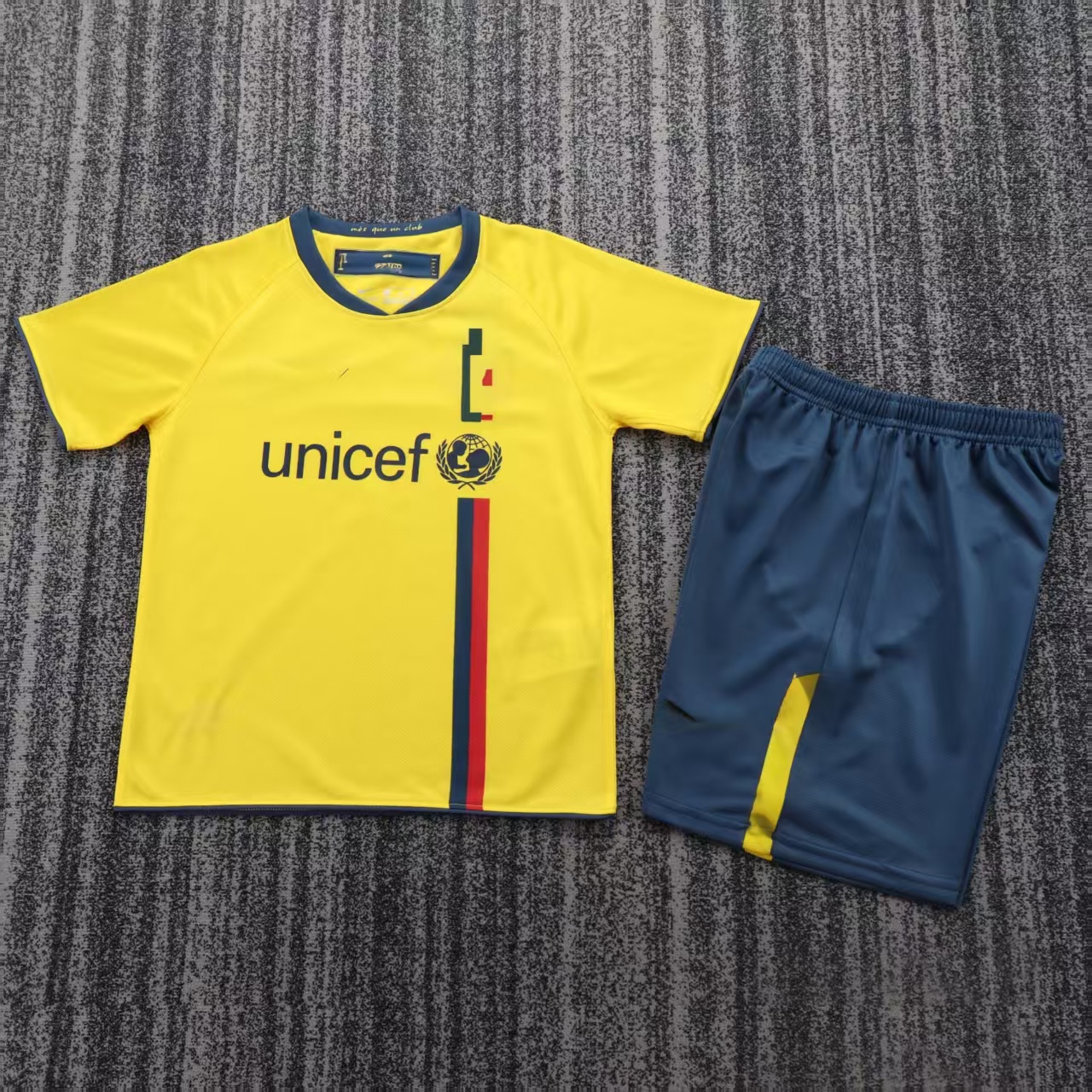 08-09 Barca away yellow