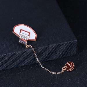 Sáng Tạo Bóng Rổ Mini Huy Hiệu Không Có Khuôn Phí Cổ Chân Tùy Chỉnh Hot Bán Kim Loại Mềm Men Pin - Product Image 5