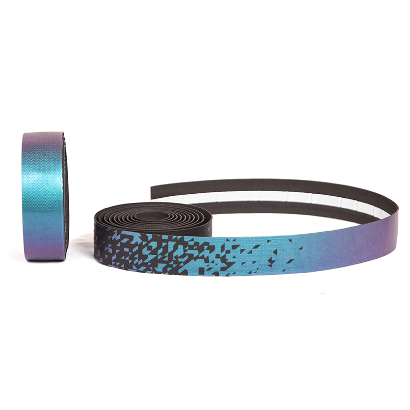 Cyan à violet