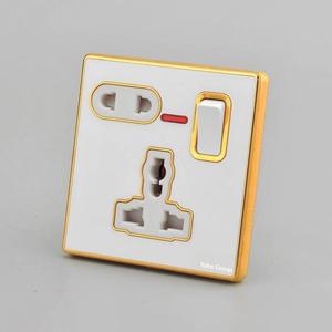 UK 250V 5 Pin Gang Multifunción Universal Montado en la pared Toma de corriente Enchufe Enchufes e interruptores eléctricos