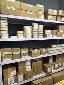 In magazzino nuovo Rm7897c1000 RM7897-C-1000 automatico di programmazione Rm7897c1000 un anno di garanzia