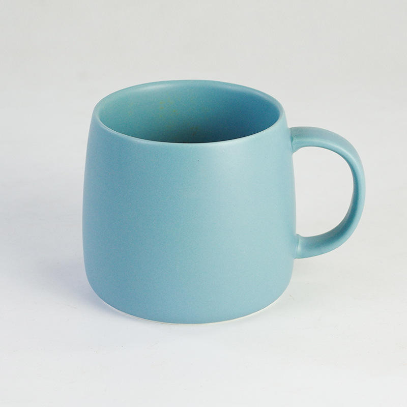 bleu mat