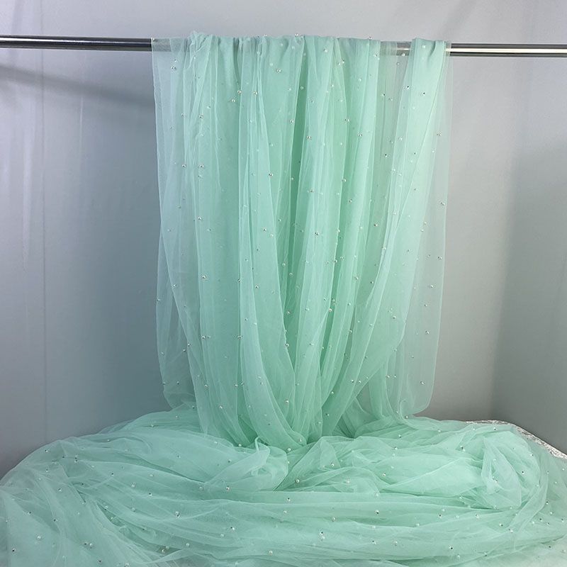 green highlight white beads